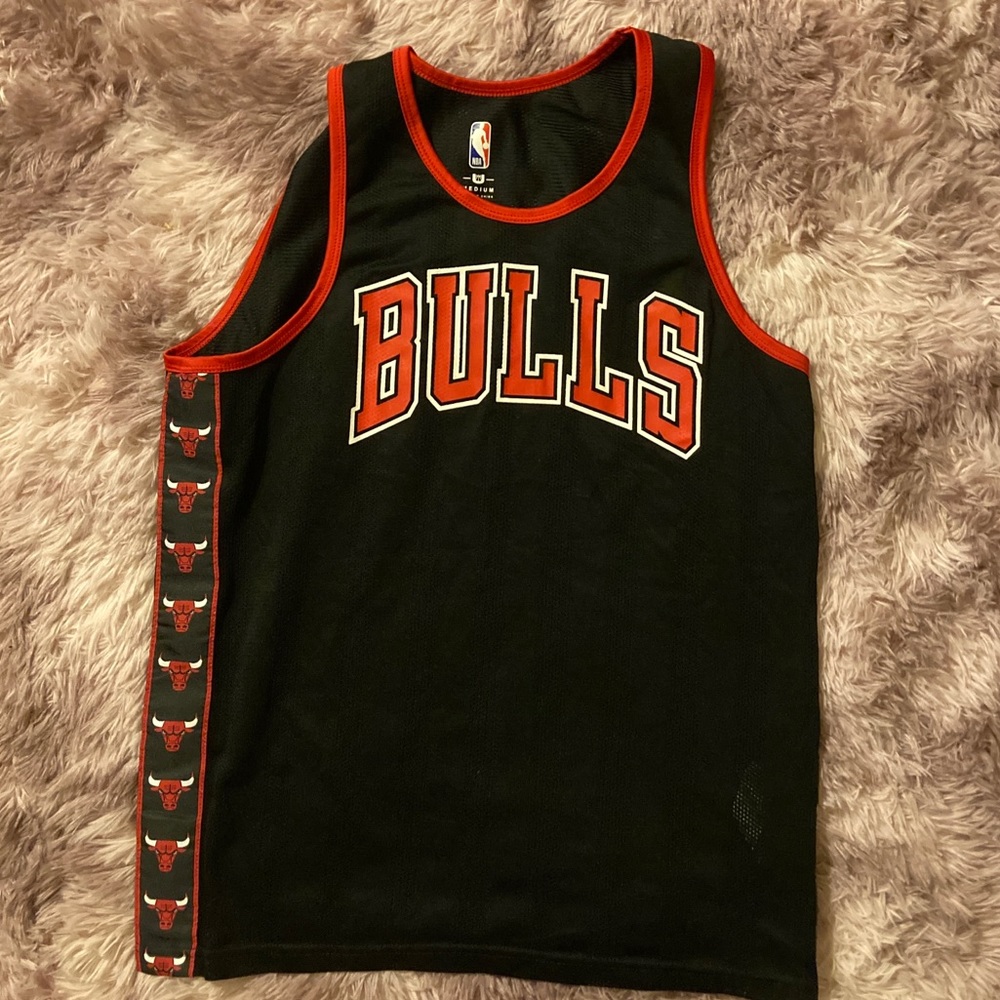 Official NBA Chicago Bulls Jersey Size Medium